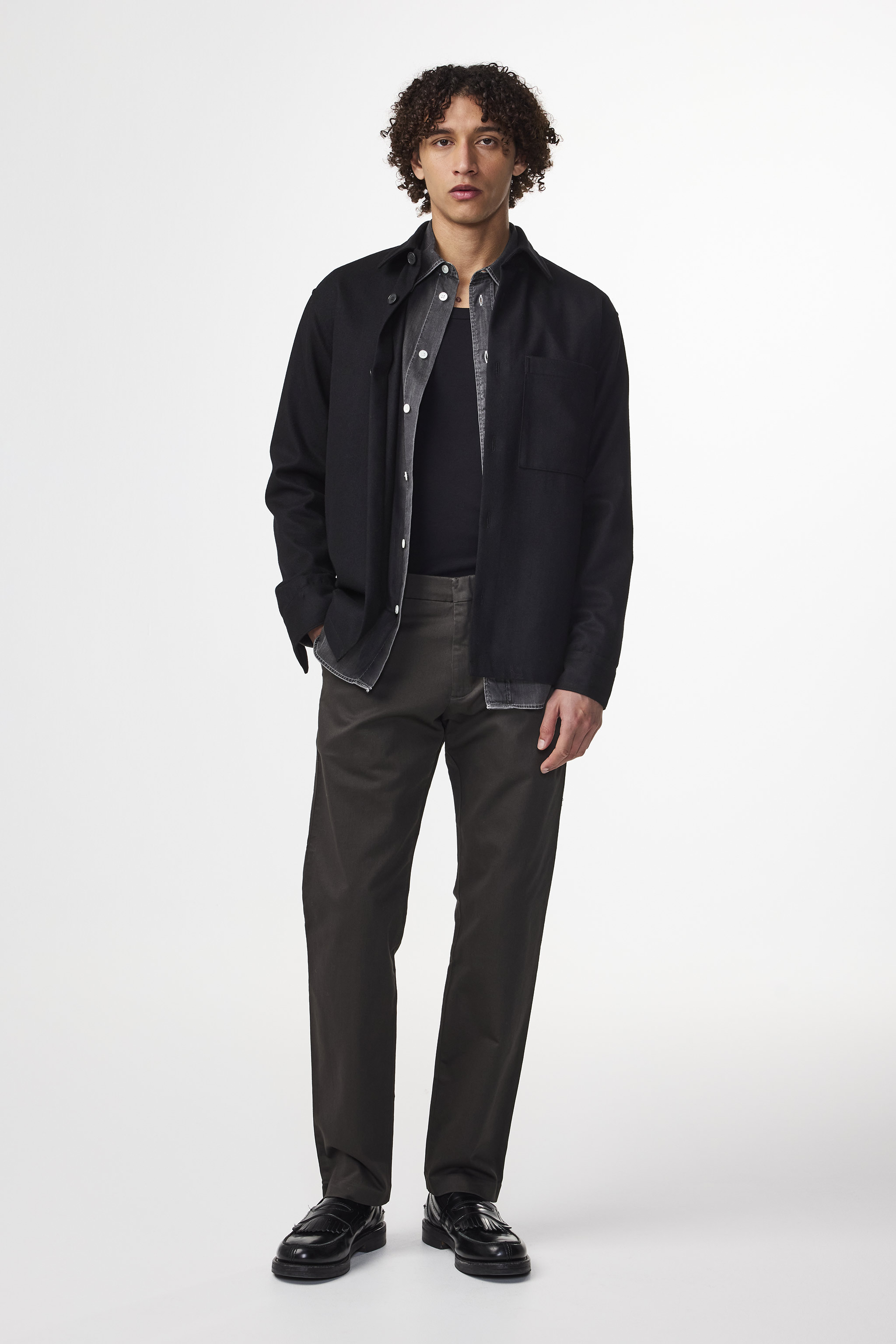 Theo 1420 men's chinos - Dark Army - Buy online at NN.07®
