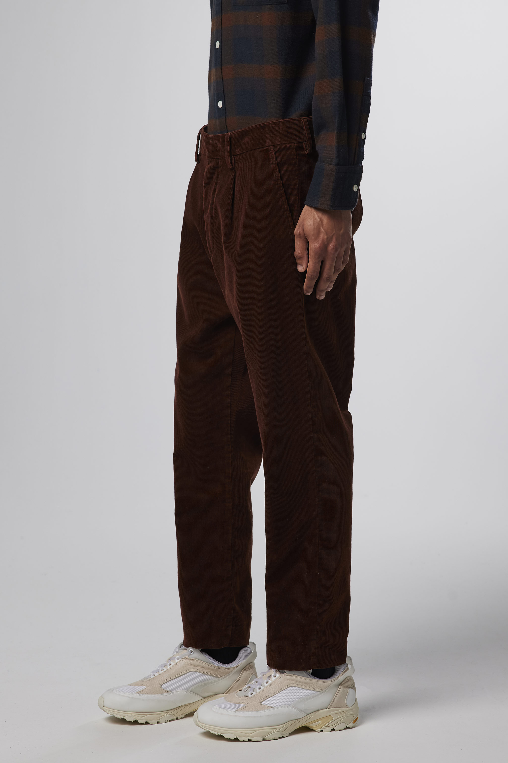 Bill 1726 men's trousers - Red - Buy online at NN.07®