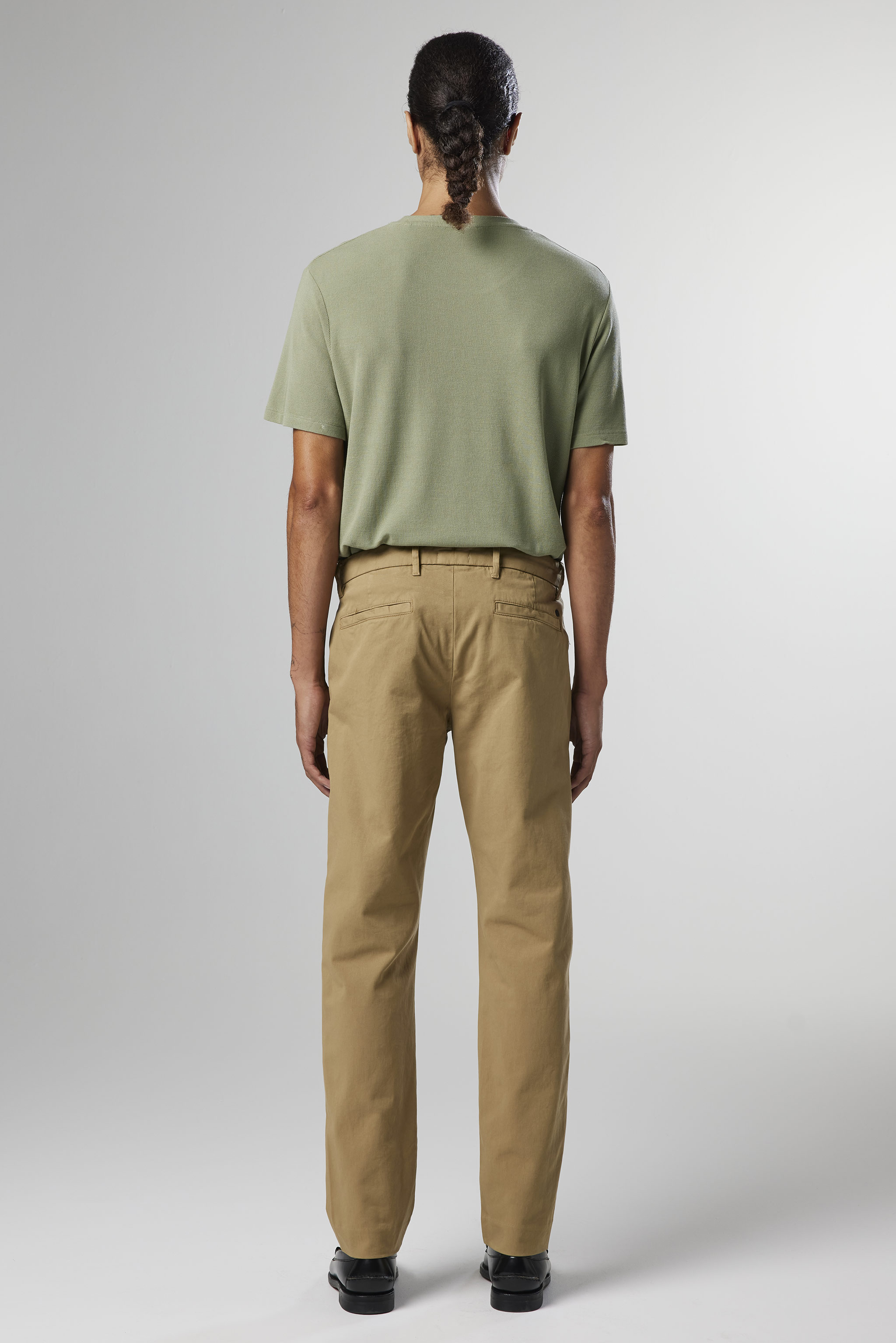 Theo 1202 men's chinos - Khaki - Buy online at NN.07®