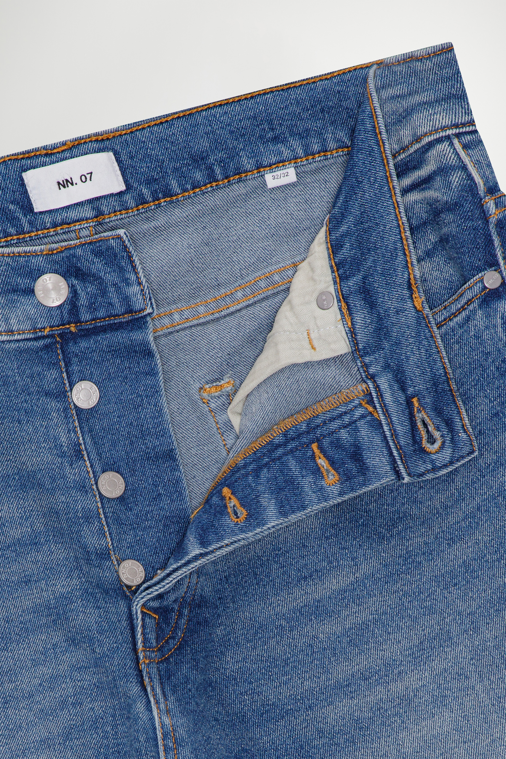 付属品完備ですVAULTROOM SCRIPT LOGO JEAN WASH BLUE 28