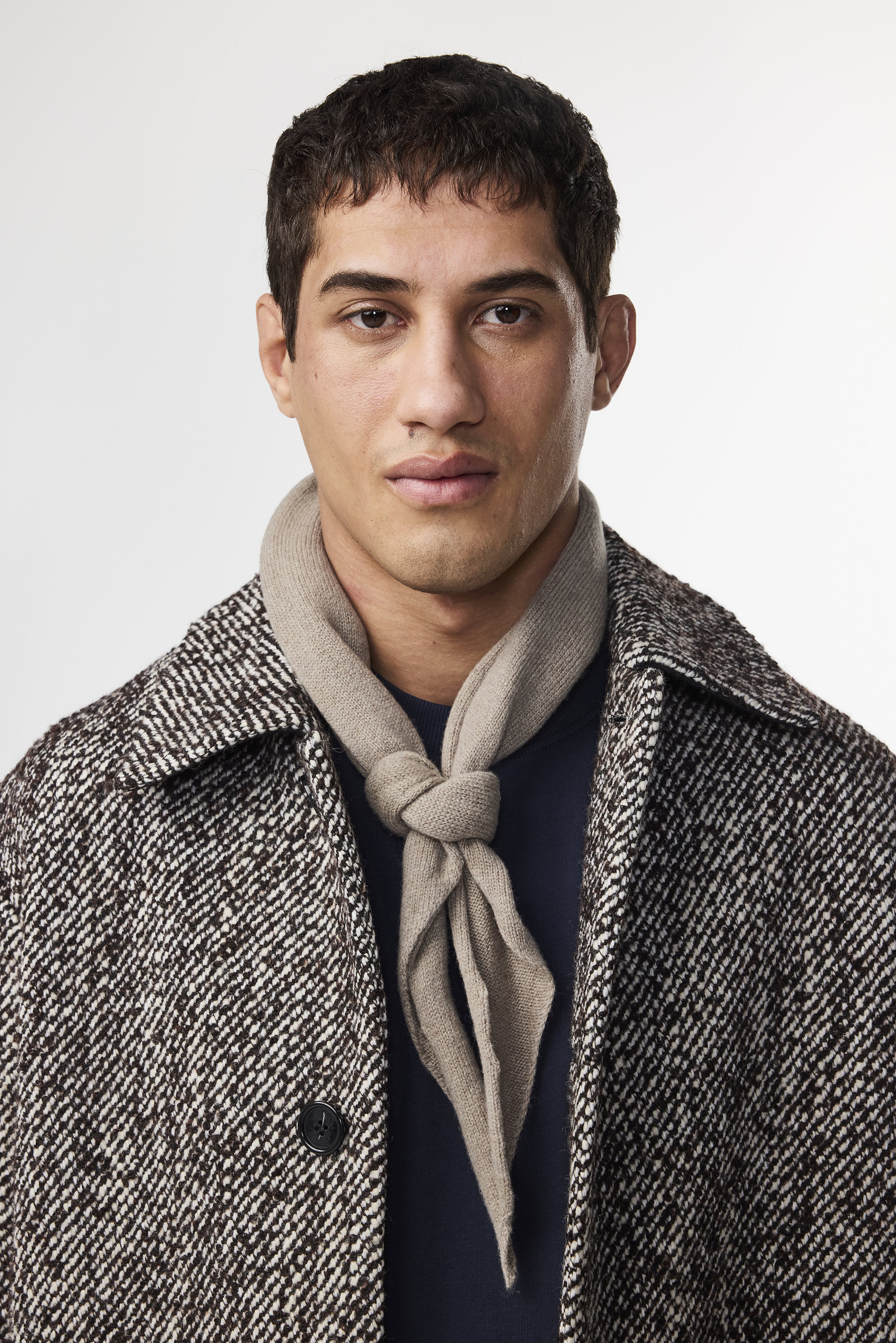 Triangle 6623 men's scarf - Desert Khaki - Buy online at NN.07®
