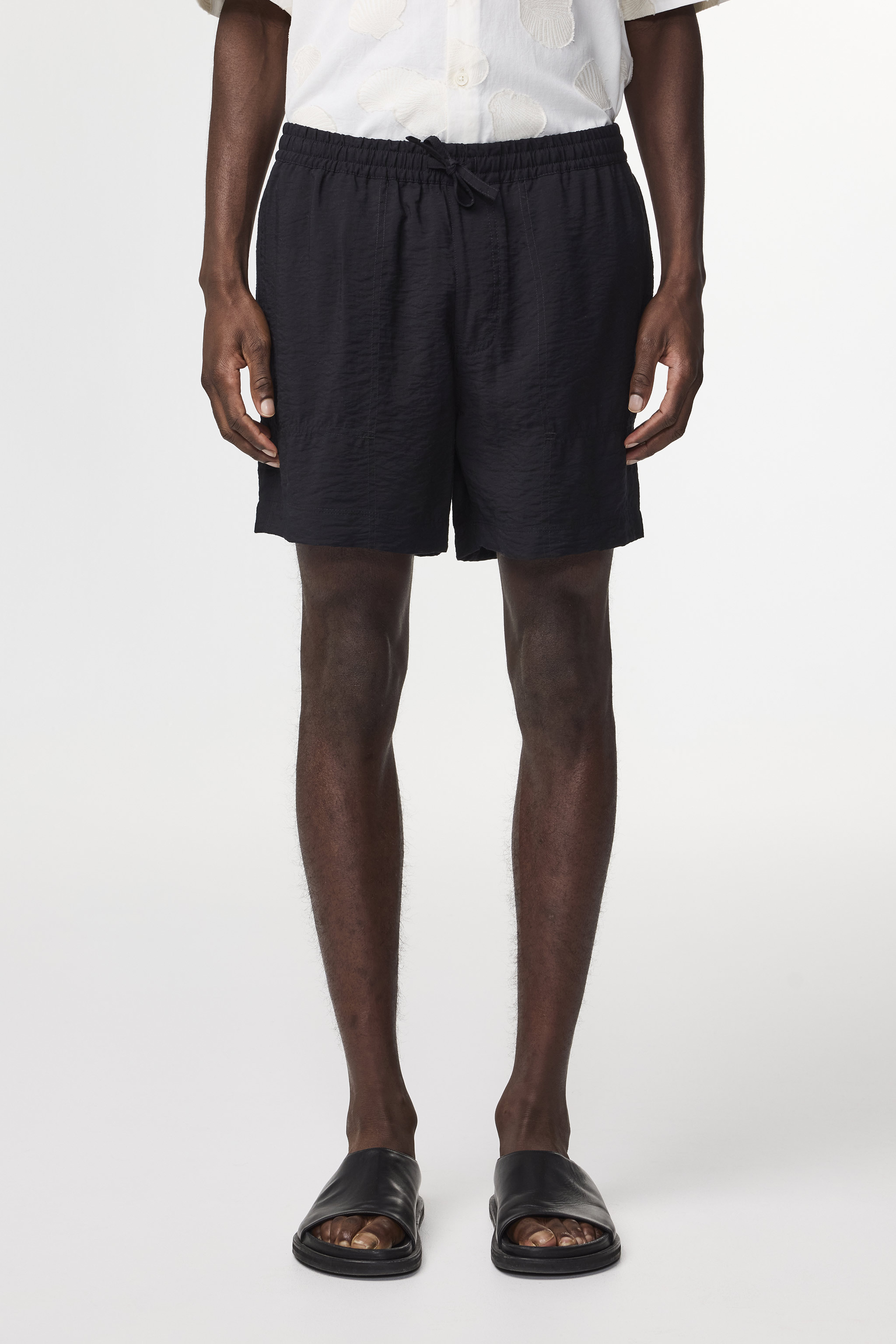 theredthread S lace up shorts black Sサイズ - メルカリ