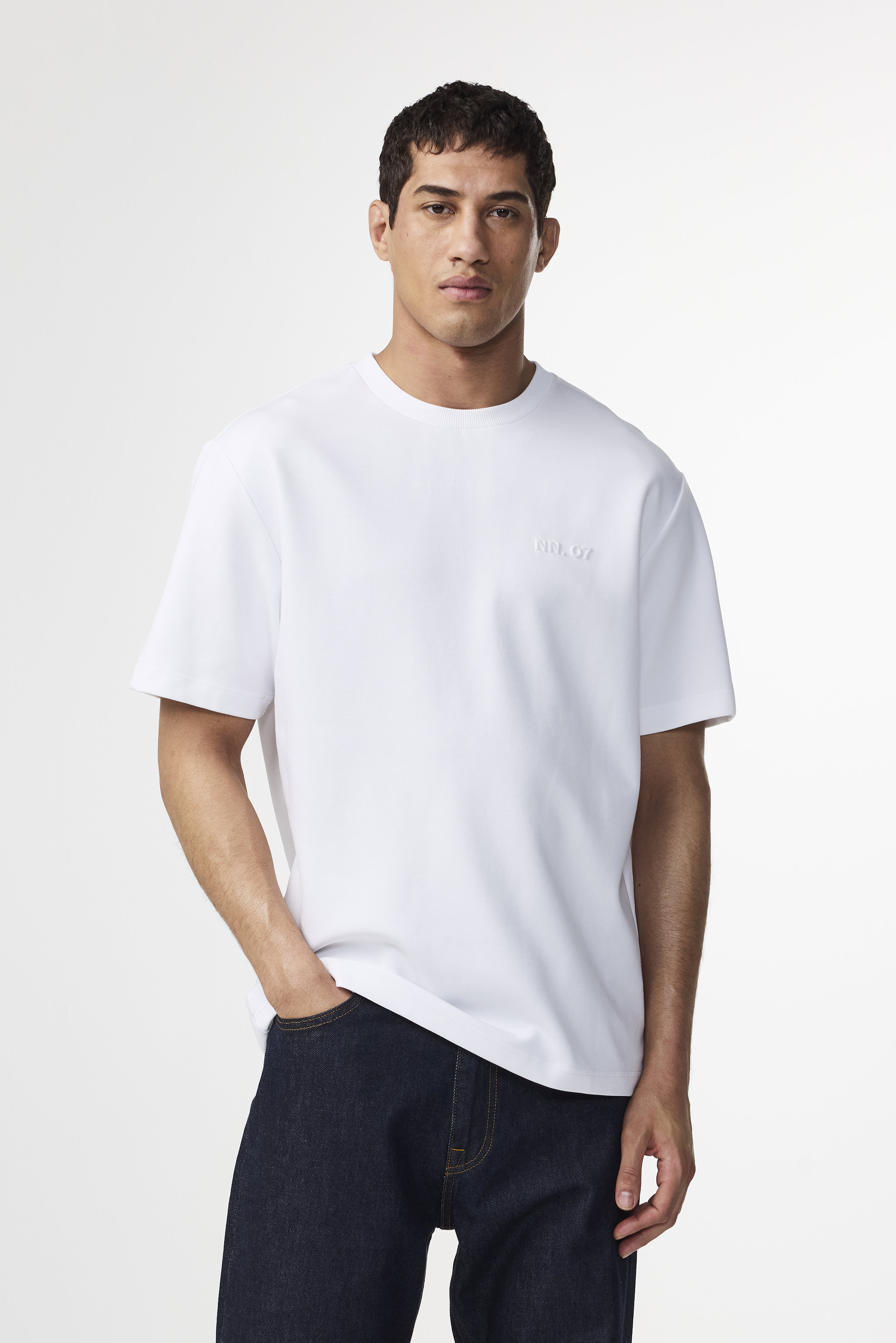 Tシャツ・カットソー NN07 T-shirts (2513457250 NAT SS LOGO TEE 3457NAVY BLUE) Nat SS Logo Tee 3457 men's t-shirt - Demitasse - Buy online