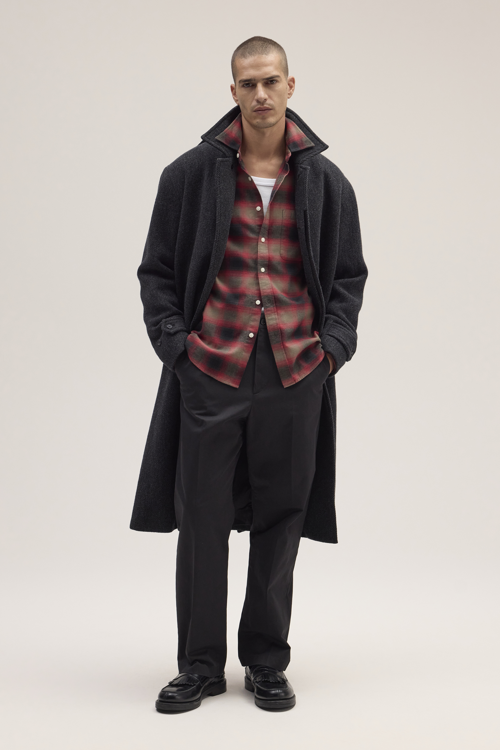 N/07 Neck Follow Knitsewn エヌゼロナナ ニットソー NN07 Nathan Brushed Crew Neck Elmwood at CareOfCarl.com