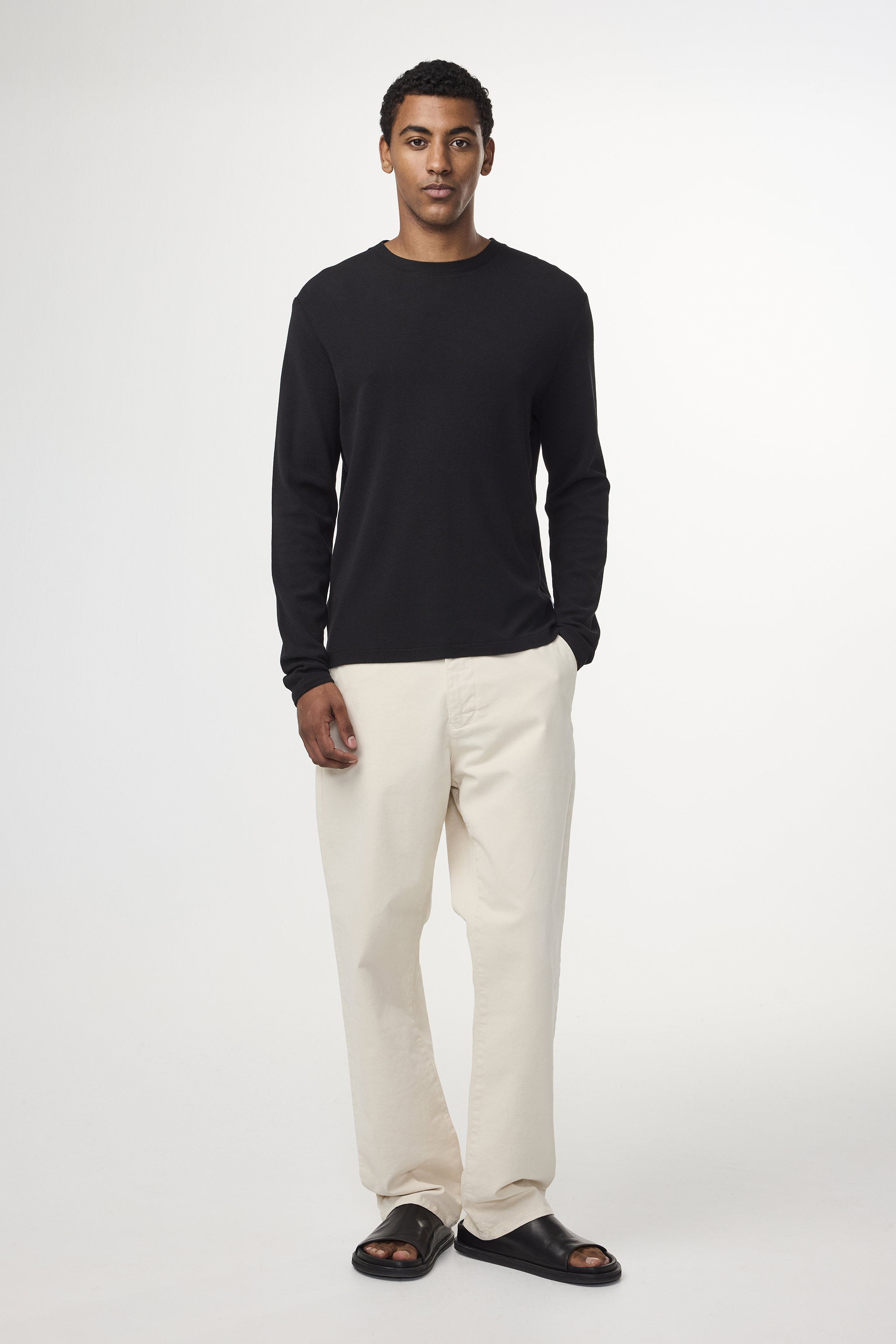 【関税込み】NN07 ネイビー Clive 3323 Tシャツ Clive 3323 men's t-shirt - Black - Buy online at NN.07®